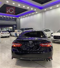 تۆیۆتا کامری